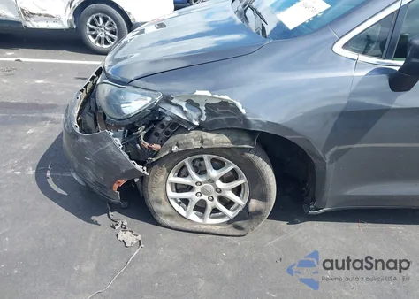 2017 Chrysler Pacifica Touring из США, поврежденный, VIN 2C4RC1DG6HR516974